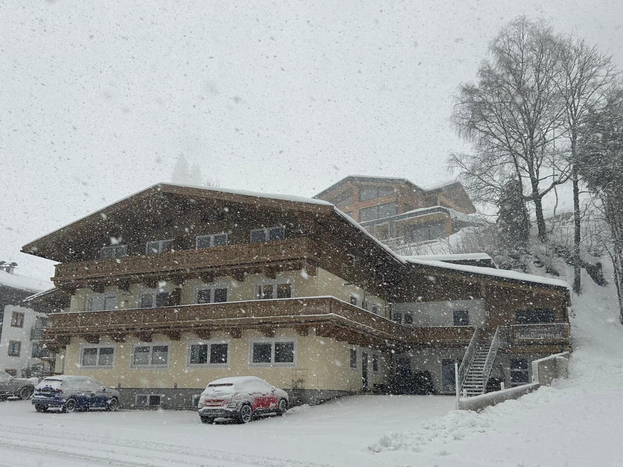 Haus Dienten Top 11 Динтен-ам-Хохкёниг Экстерьер фото